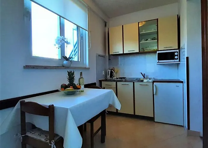 Elda * Rovinj