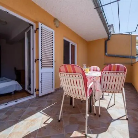 Elda Apartment