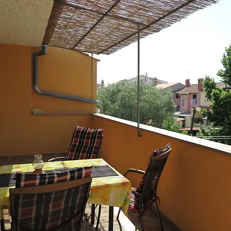 Apartment Elda *