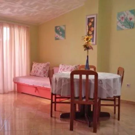 Elda * Rovinj
